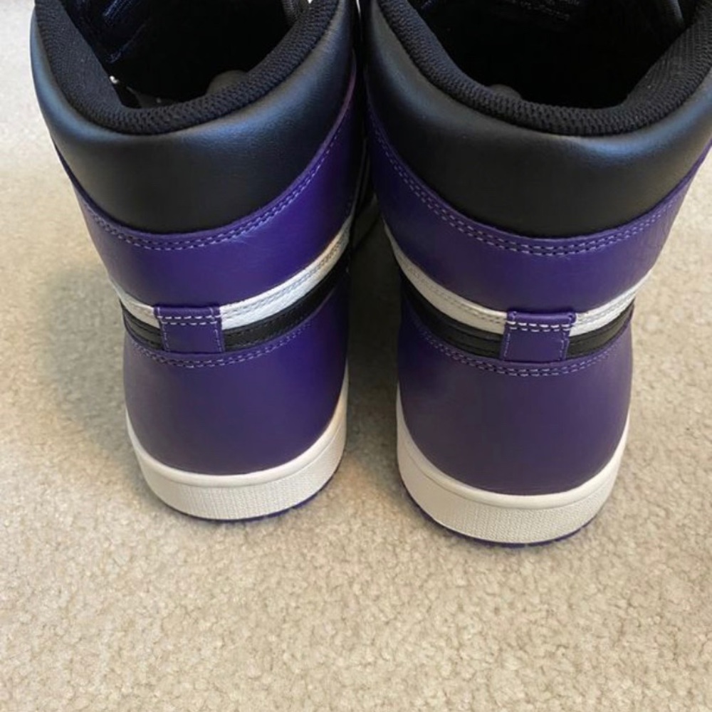 Jordan 1 court purple size 10 - Picture 2 of 4